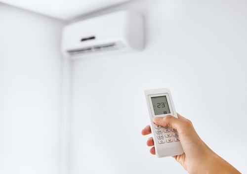Jak dbać o klimatyzację w domu: Kluczowe kroki dla zdrowego i komfortowego wnętrza